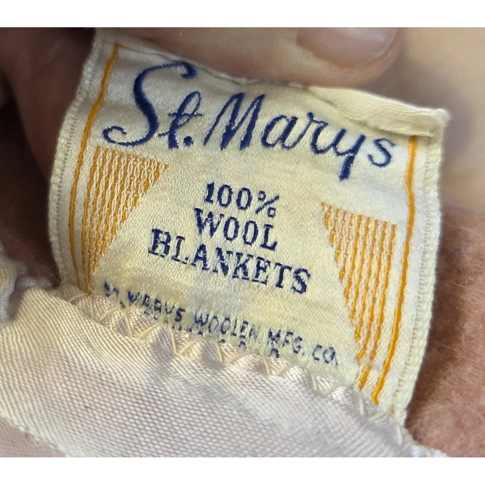 Vintage St.  Marys 100% Wool‎ Camp Striped Blanket Peach Pink Ombre 56x80